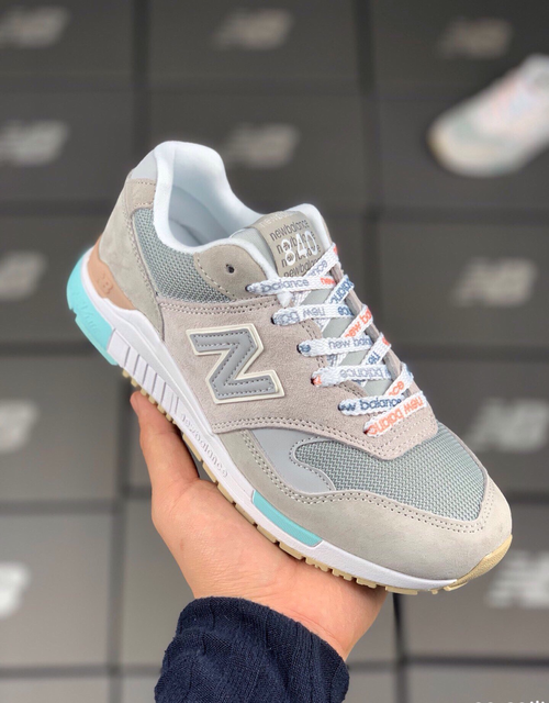 New Balance 840