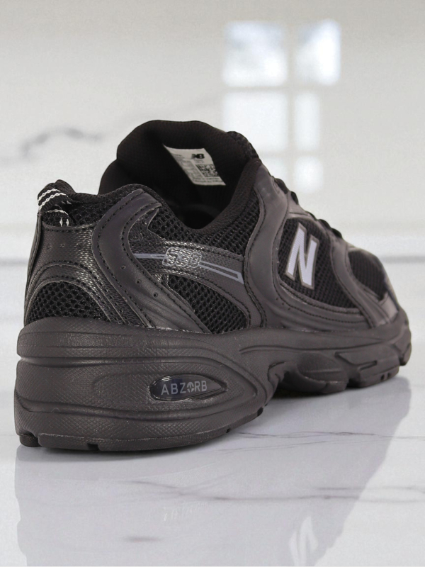 New Balance 530