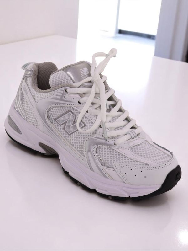 New Balance 530