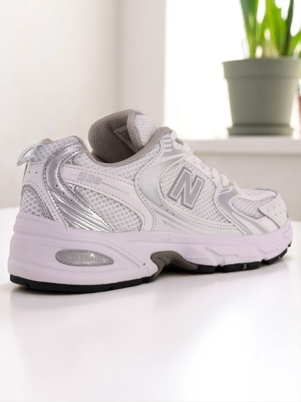 New Balance 530