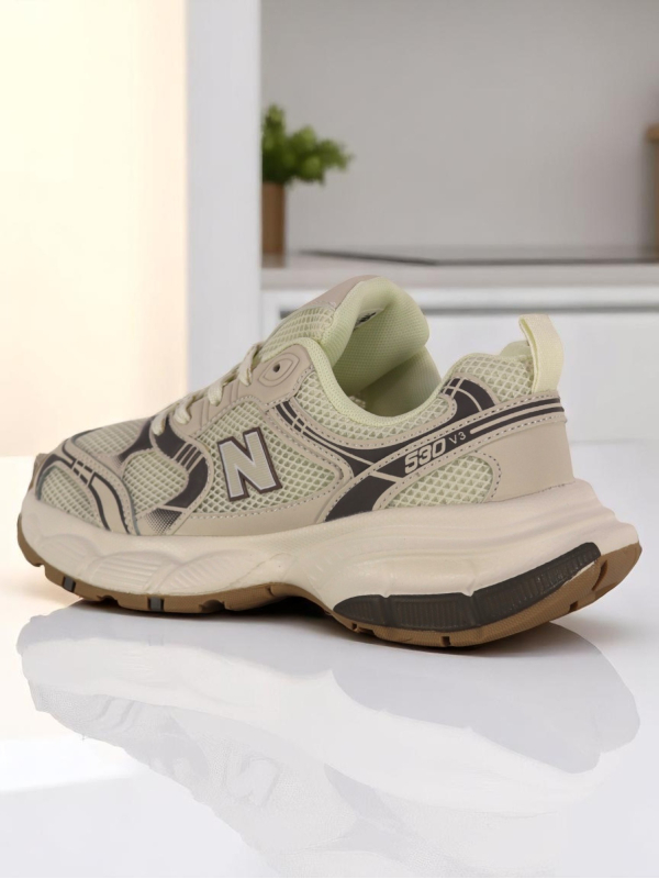 New Balance 530