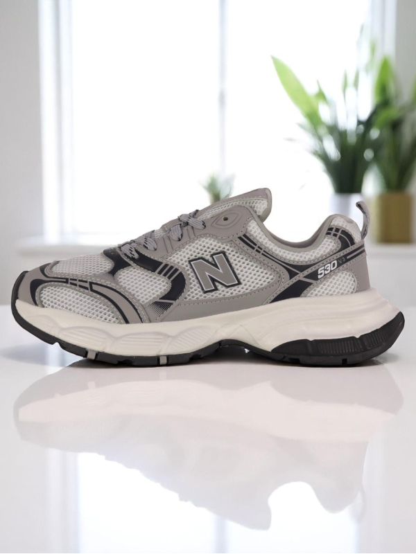 New Balance 530