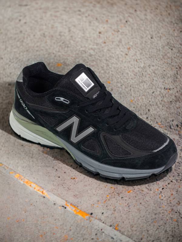 New Balance 990
