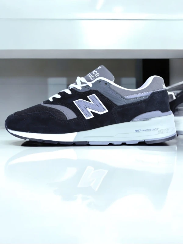 New Balance 997