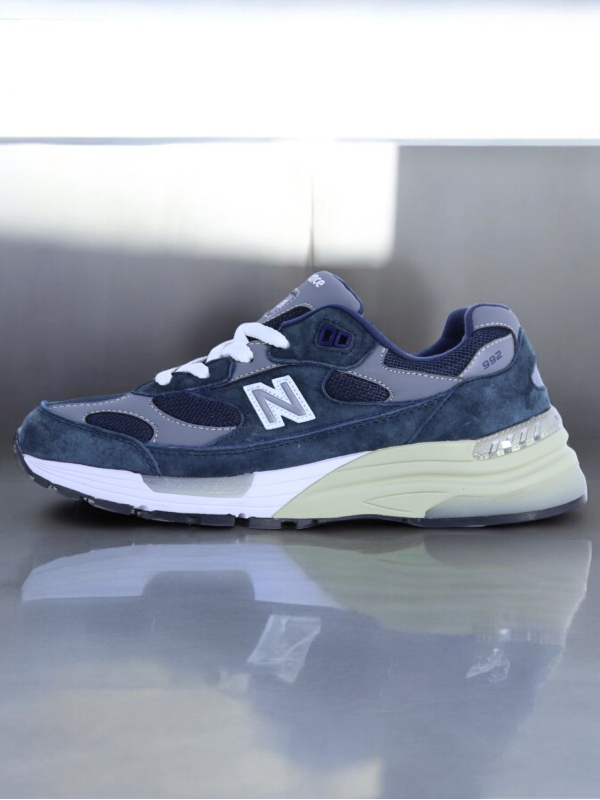 New Balance 992