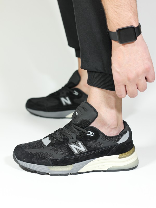 New Balance 992