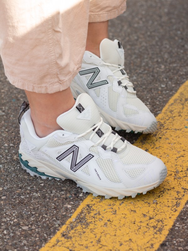New Balance 610
