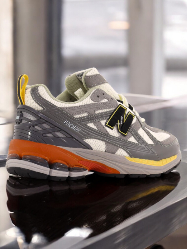 New Balance 1906