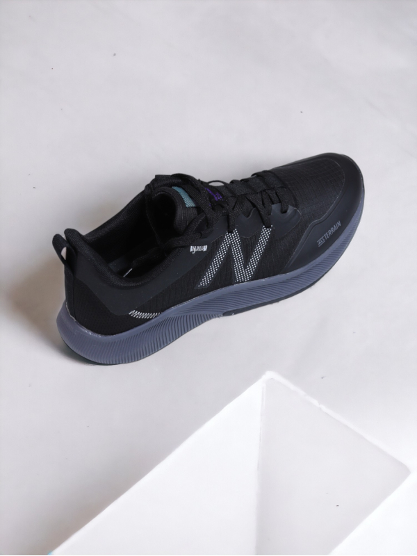 New Balance Dynasoft