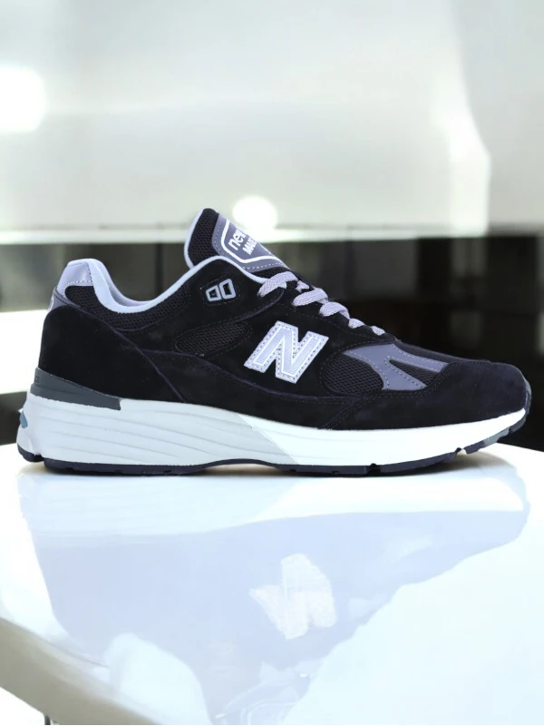 New Balance 991