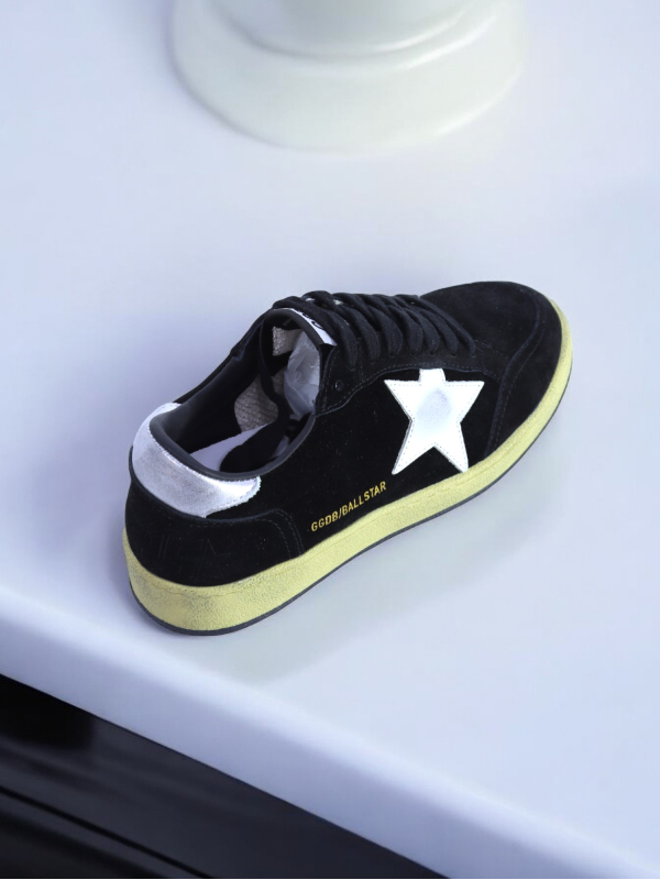 Golden Goose Ballstar