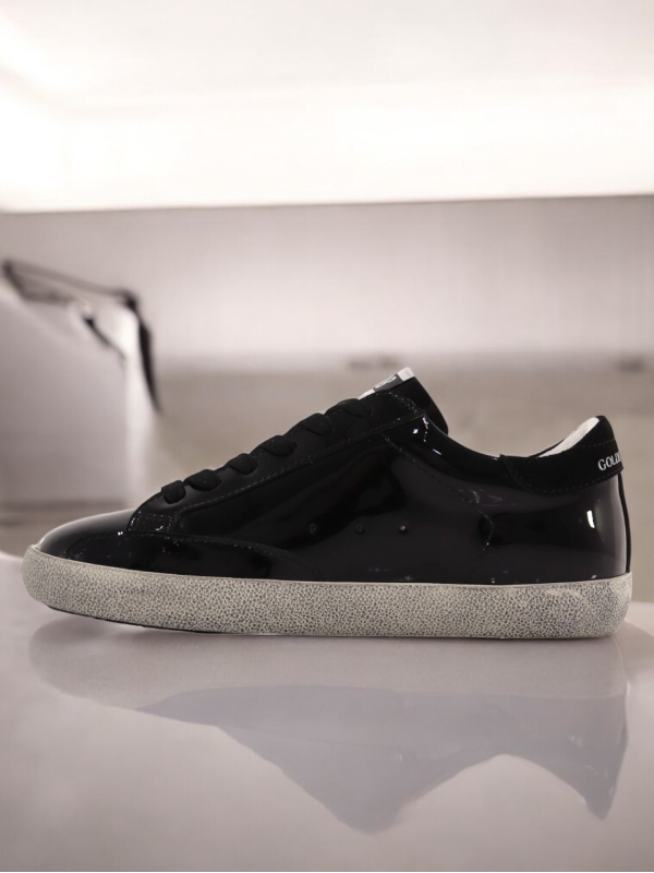 Golden Goose Superstar