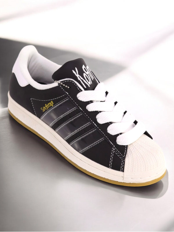 Adidas Superstar