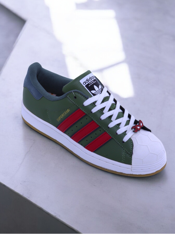 Adidas Superstar