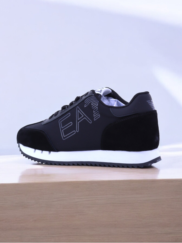 Emporio Armani 7 Schwarz Sneakers