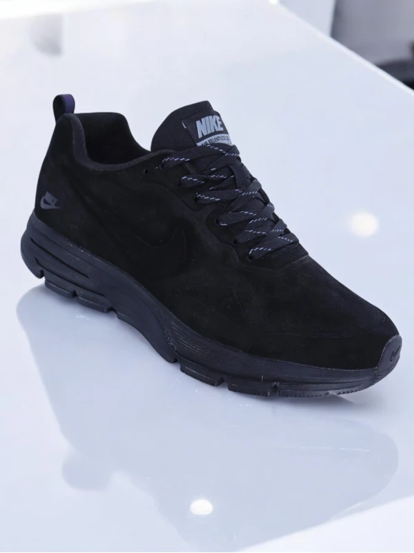 Nike Air Relentless 26