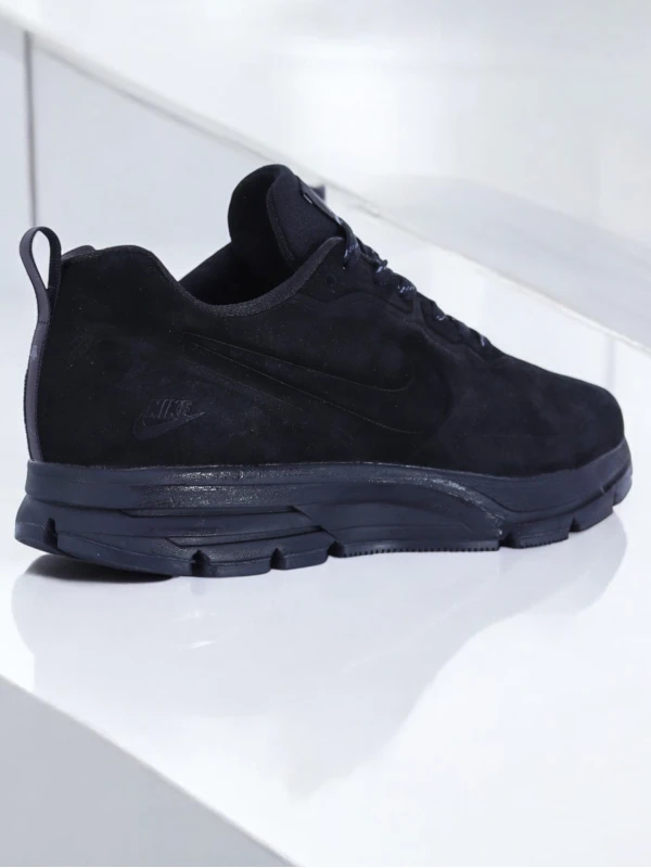 Nike Air Relentless 26